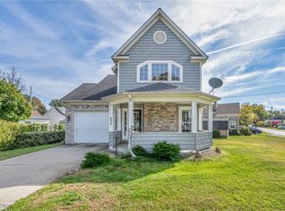 38514 N Beachview Rd, Willoughby, OH 44094