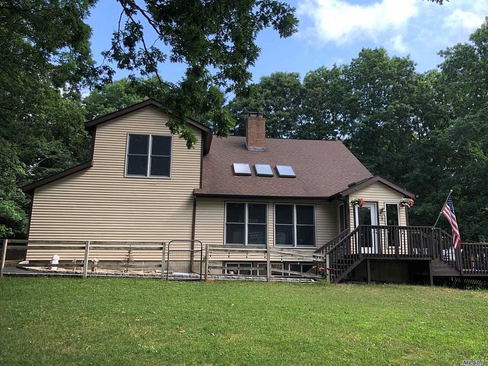 1st image of 95 Hunter Ave
