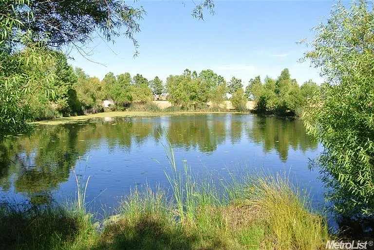 1900 Danbrook Dr #621 — Photo 2
