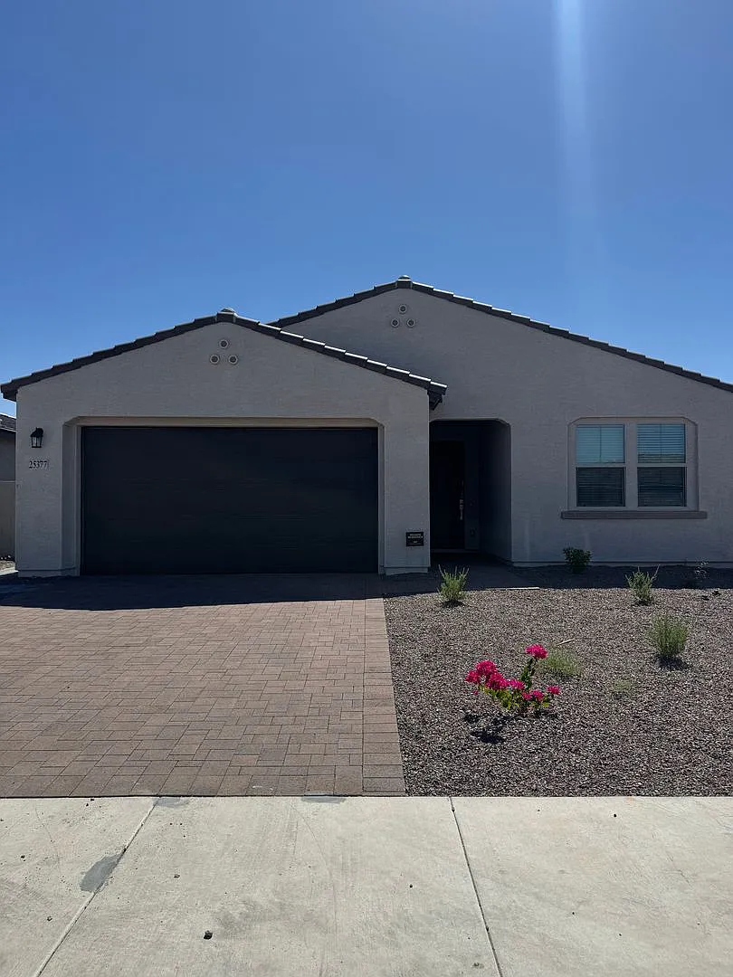 Building Photo - 25377 N 75th Ln