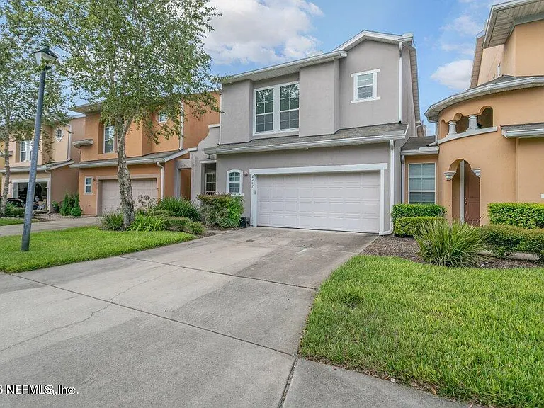 6217 Eclipse Cir — Photo 34
