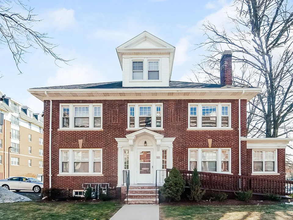 309 Allston St #1