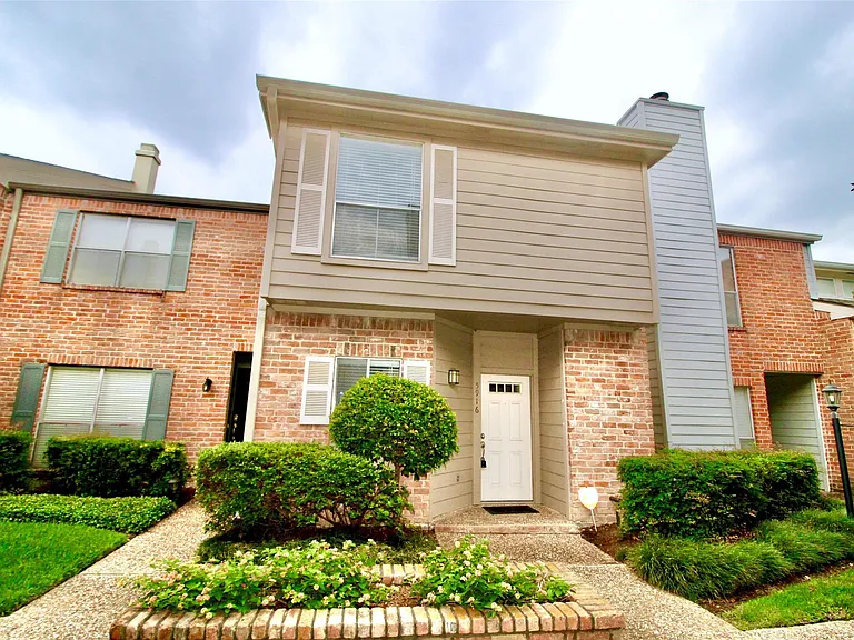 5916 Woodway Place Ct — Photo 1