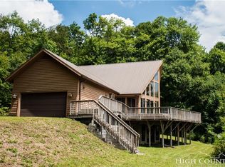 3750 Rip Shin Rd, Lansing, NC 28643