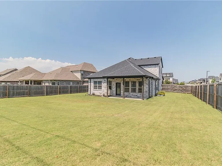 1431 Cave Stream Dr — Photo 20