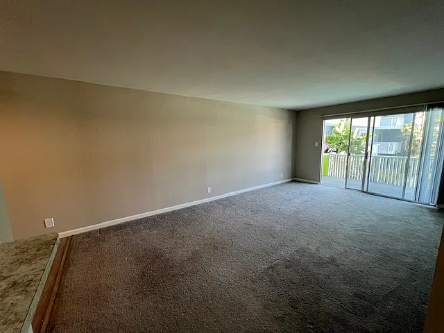 Tropic Sands Apartments — Photo 55