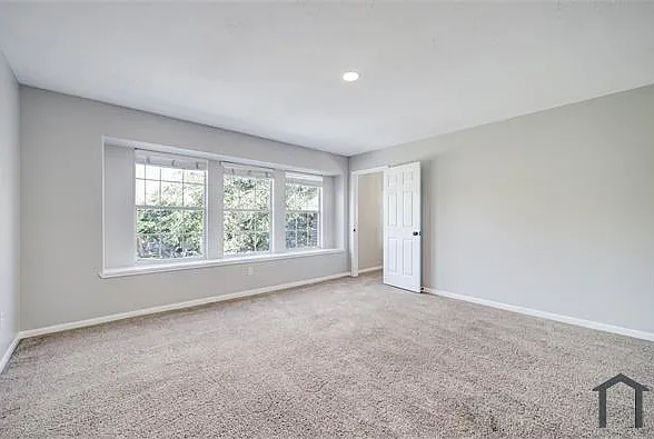 29119 Fox Fountain Ln — Photo 12