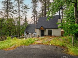 423 Forest Ln, Crestline, CA 92325