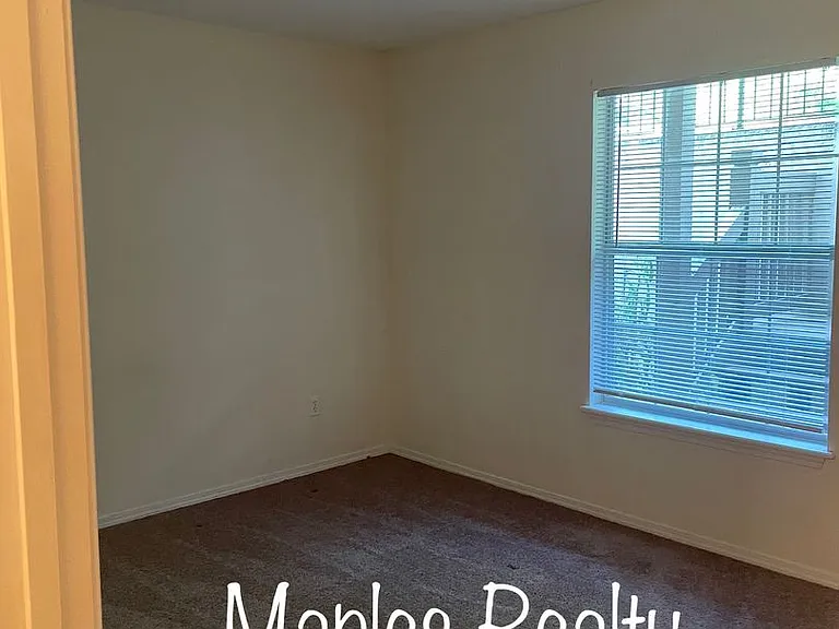 510 Abby Ln #3 — Photo 7