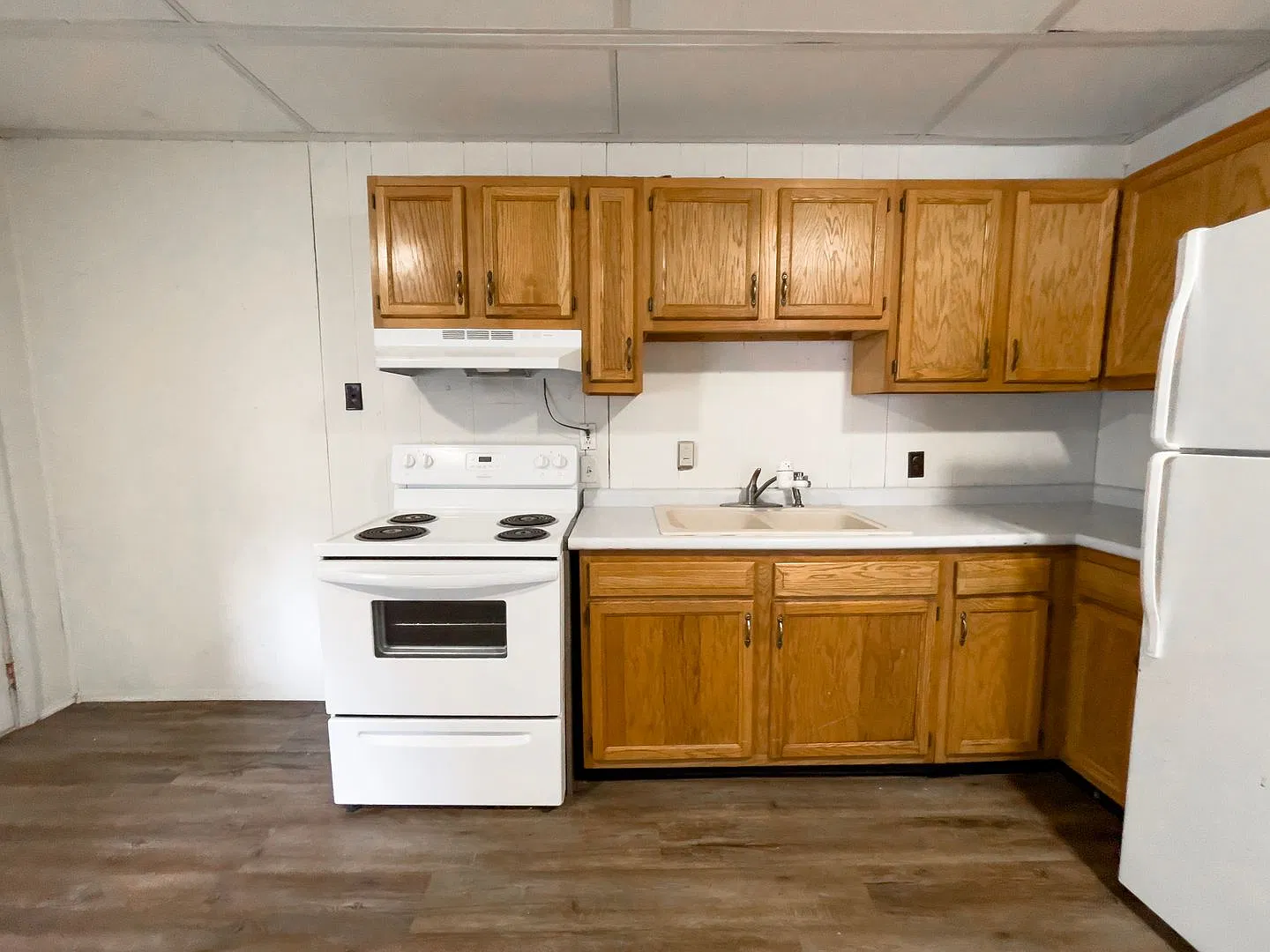 824 W University Ave — Photo 2