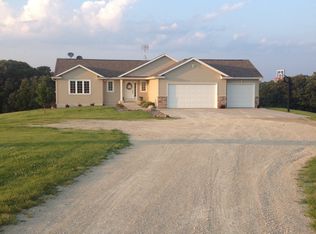 9491 Viola Rd NE, Eyota, MN 55934