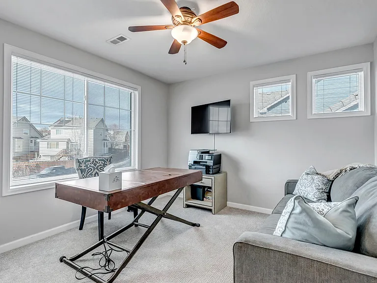 10168 Nottingham Dr — Photo 30