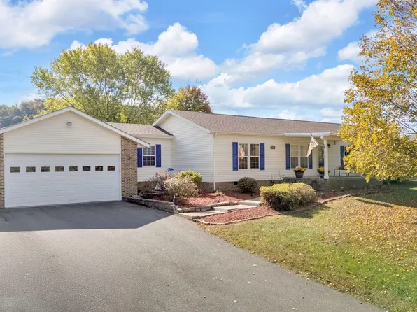 231 Pine St, Butler, TN 37640