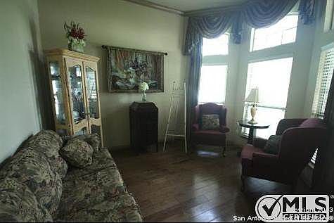 4th image of 26409 Brumby Ln