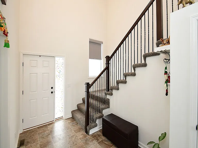 4918 N 209th Ave — Photo 3