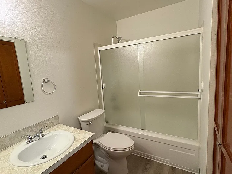 4875 SW Lombard Ave — Photo 13