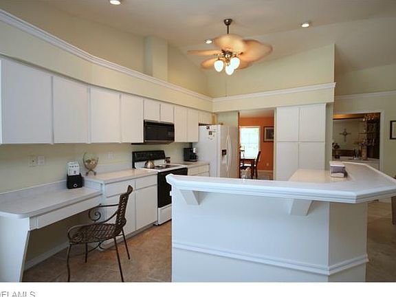 3rd image of 22745 Caroline Dr