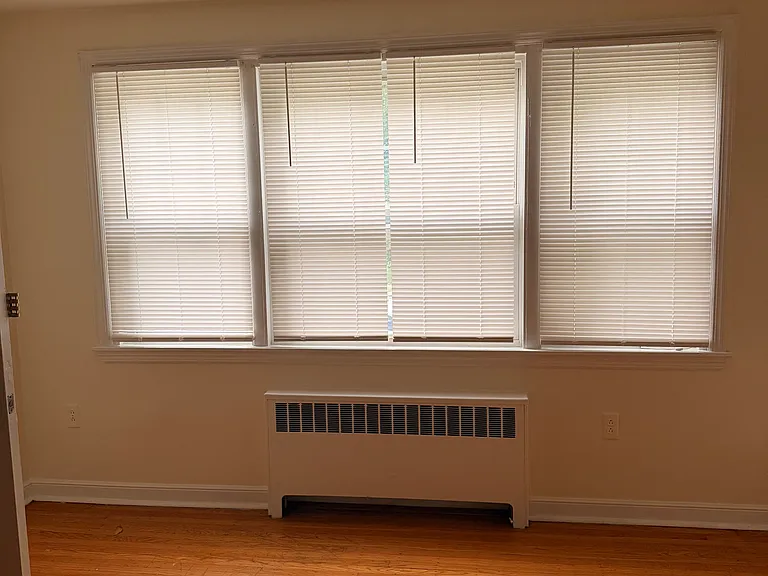 6850 Oxford Ave #1 — Photo 4