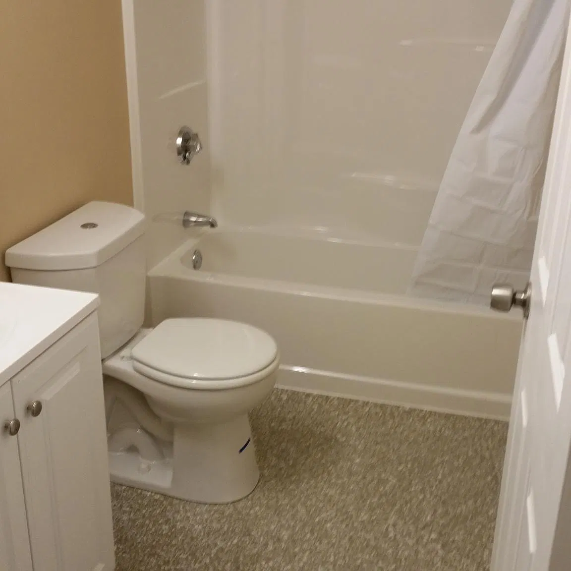 19 Lancaster St — Photo 4