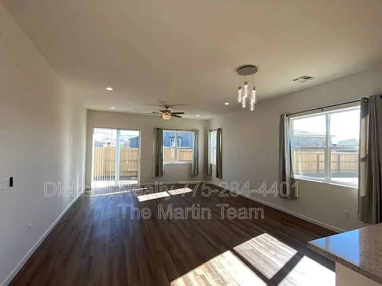 7630 Navasota Dr — Photo 8