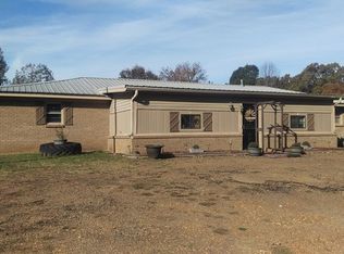 3815 Smith Rd, Holcomb, MS 38940