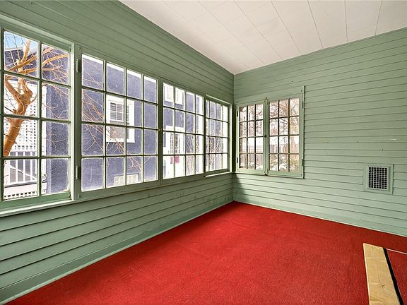 5th image of 74 Cherry Rd