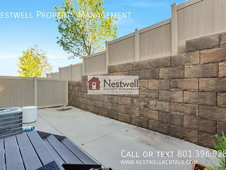 4159 N Fremont Dr — Photo 27