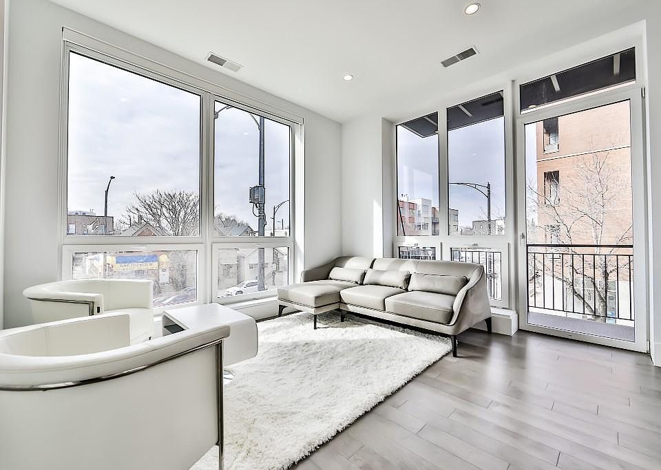 1st image of 2353 W Wabansia Ave #403