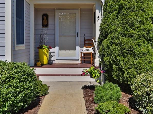 60 Gold Leaf Ln Unit 60, Mashpee, MA 02649