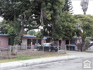 1st image of 221 Albert St