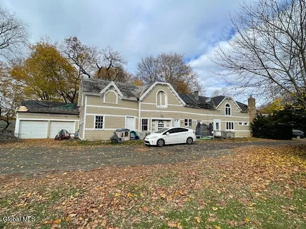 3648 Horseshoe Drive, Valatie, NY 12184