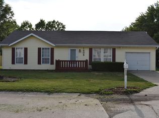 1808 Village O Dr, Maryville, MO 64468
