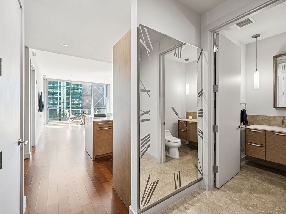 1st image of 2900 McKinnon St APT 303