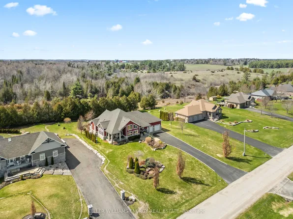 112 Peller Ct, Kawartha Lakes, ON K0M 1A0