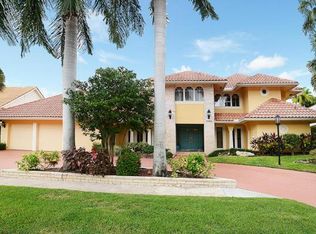 7795 Mandarin Dr, Boca Raton, FL 33433