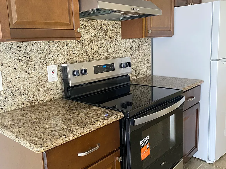 189 Siesta Way — Photo 4