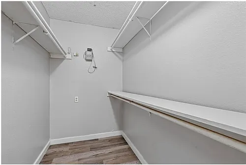 103 Oakwood Ln Photo 1