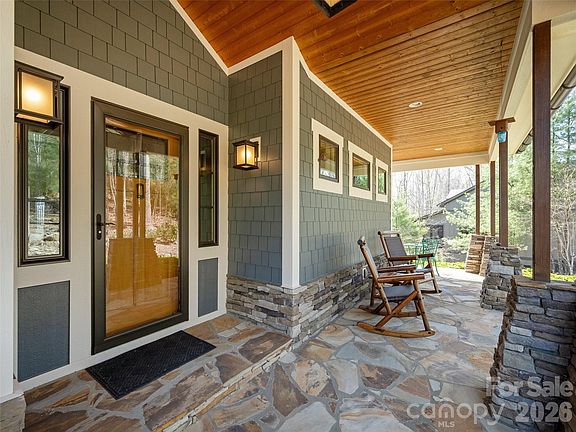 5th image of 72 Dusky Ct