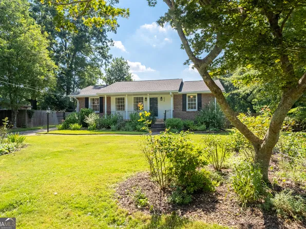 835 Alberson Ct, Decatur, GA 30033