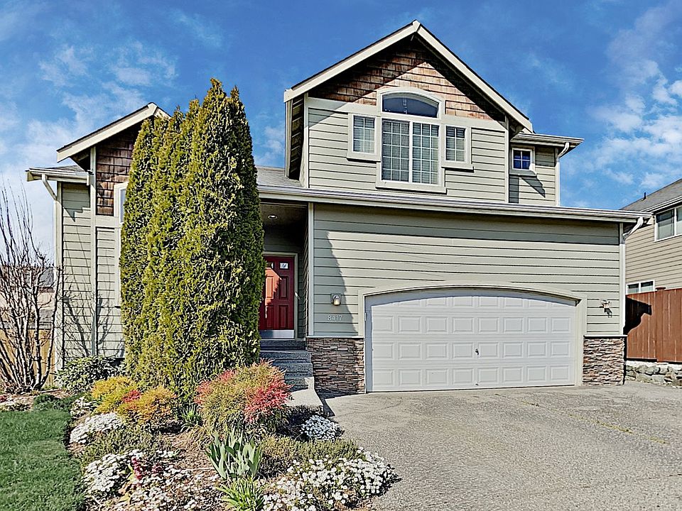 1st image of 8417 68th Pl NE