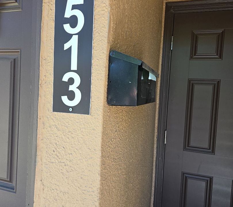 1st image of 505 S Holly St #513