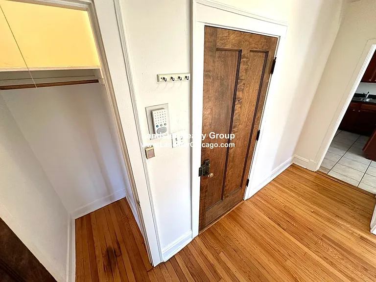 1754 W North Shore Ave #1 — Photo 10