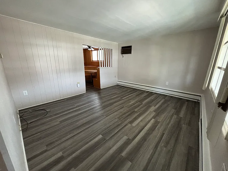 206 Barnard St — Photo 4