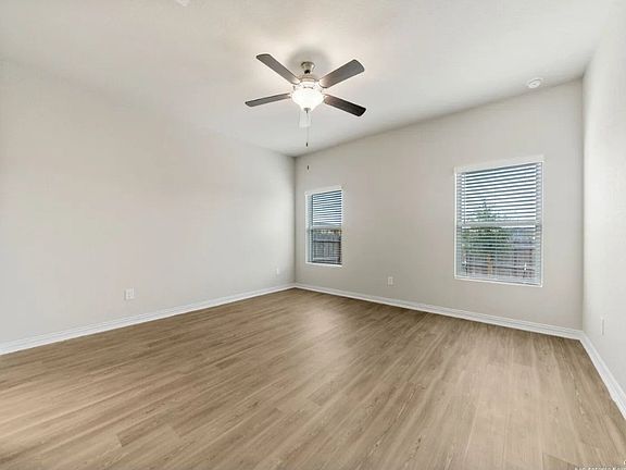 5th image of 5423 Devils Gate Unit 2