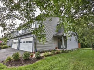 1146 Ridge Crest Dr, Victor, NY 14564