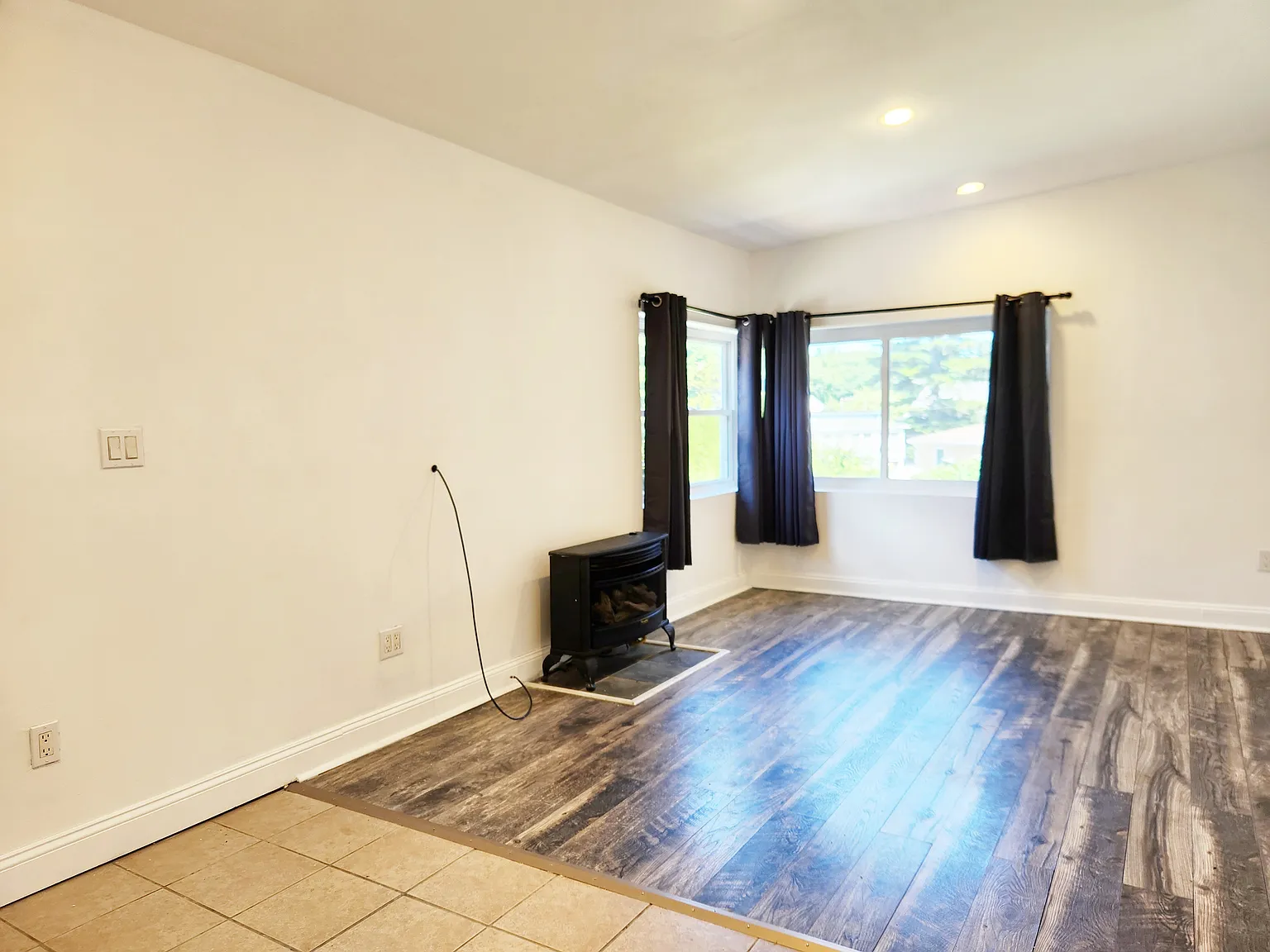 1 bed, 1000 sqft, $2,300 — Photo 2