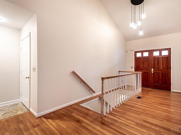 2nd image of 8511 New England Ct
