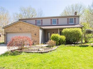 3955 Dover Center Rd, North Olmsted, OH 44070