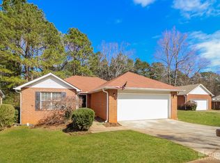 232 Oakwood Cir, Stockbridge, GA 30281