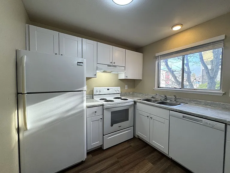 Casa Mia Apartments# — Photo 4